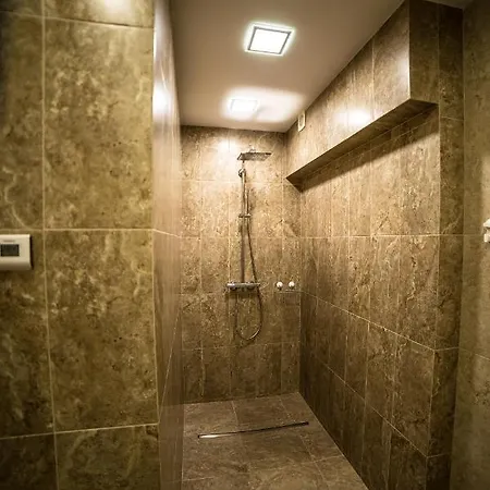 Mieterlux 22 Apartmanhotel 4*